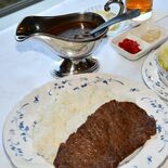 王将戦第５局　勝負飯は両者とも「与一和牛カレー」　大田原産Ａ５ランクの…