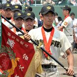 日本ハム・石井一成の原点 真面目すぎる主将が手にした優勝旗の重み