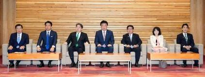 離婚後の共同親権、来年4月導入