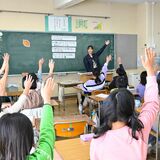 カカオが社会に与える影響は？　足利の小学校でSDGsを考える特別授業