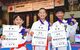 日本一に輝き笑顔を見せる男子組手の３選手。右から５年の沼田（華拓会）、３年の高（少年連合・一期倶楽部）、１年の阿久津（正友会）