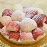 いちごの里紅白タルト数量限定発売　まろやかな甘みのミルキーベリー中心　
