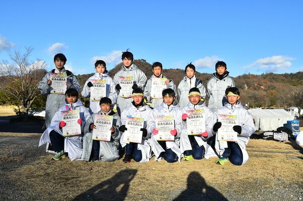 男子６位入賞の三島