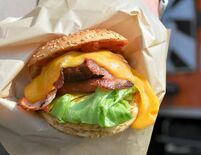 熊本市民はハンバーガー好き　世帯購入額8581円、全国１位　関係者から…