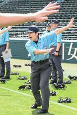 夏の甲子園、女性審判デビューへ