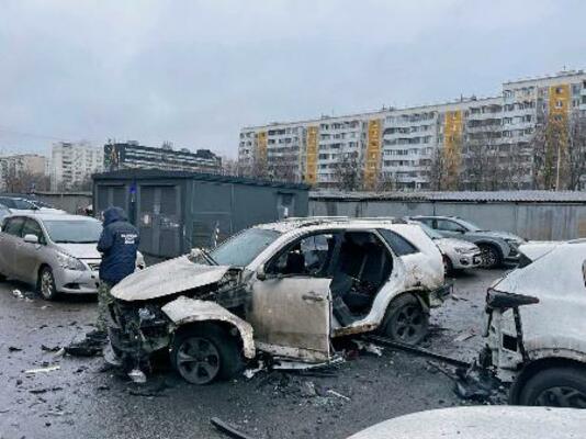 　２２日、モスクワで車が爆発し、ロシア軍中将が巻き込まれた現場（ロシア連邦捜査委員会提供・共同）