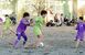 ヴィオレータＦＣ（埼玉）－ＩＳＯ　ＦＣ決勝　ＩＳＯ　ＳＣ・葛西がボールをキープ＝鴨川令徳ビーチコート