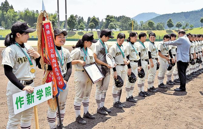 高校女子硬式野球全国発V