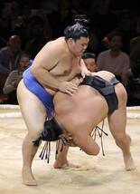 大の里、豊昇龍が３連勝