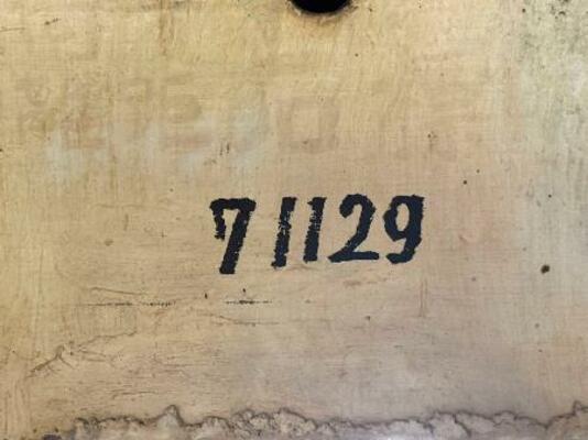 西古見砲台第2観測所跡で見つかった落書き=10日、鹿児島県瀬戸内町(同町教委提供)