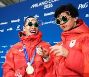 金銀銅ラッシュに感動、雪山沸く