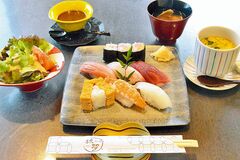 那珂川　すし遊膳　錬聖にぎりランチ