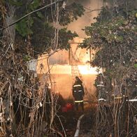 宇都宮の住宅全焼火災　弟と連絡取れず　…