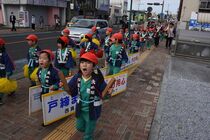 園児が防火パレード　真岡