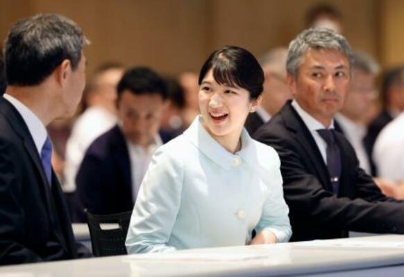 　「ぼうさいこくたい２０２５」に出席された天皇、皇后両陛下の長女愛子さま＝７日午前、新潟市（代表撮影）