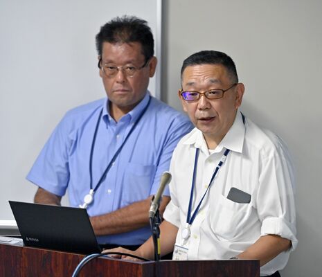 宇都宮地方気象台で開かれた台風説明会＝30日午後２時０分、宇都宮市明保野町