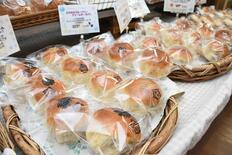 ６０種の焼きたてパン人気