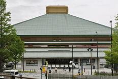 初場所８日目に天覧相撲