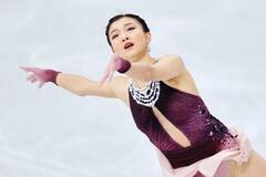 フィギュア団体で日本「銀」