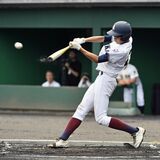 足利、七回に大量得点　13安打の黒磯、好機生かせず【高校野球栃木大会】