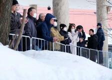 首相「日本強く」