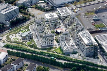 　トヨタ自動車の実証都市「ウーブン・シティ」の第１期区域＝２５日午後、静岡県裾野市（共同通信社ヘリから）
