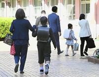 両立困難な「小１の壁」実感４割