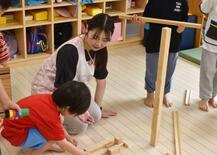 「壁ぺったん」は不適切？