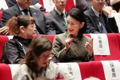 紀子さま、手話演劇を鑑賞