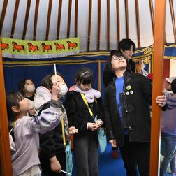 「スーホの白い馬」の舞台、モンゴルってどんなところ？　那須の宿泊施設で小学生が校外学習