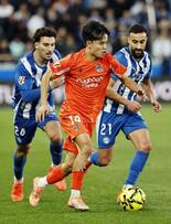 久保は後半途中交代