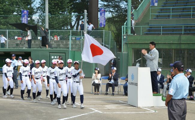 小山運動公園野球場で行われた開会式