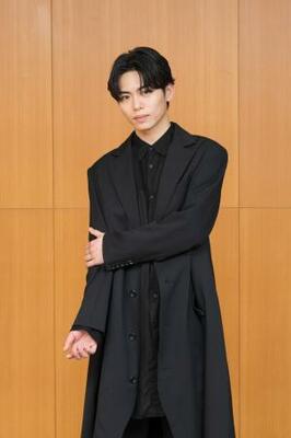 　影山拓也