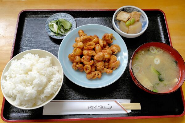 ホルモン定食