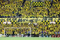 柏、逆転勝ちで暫定首位に浮上