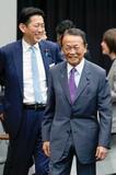 首相支援、347人自民議連発足