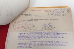 日本１２基地使用の密約