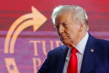 大統領令で極左運動をテロ指定へ