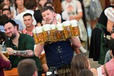 ドイツで世界最大ビール祭り開幕