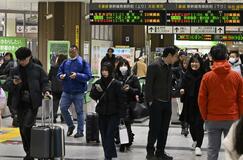 帰省、観光 県内にぎわう