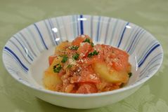 ＜トマトとツナの炒めポテトサラダ＞