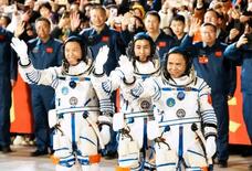 中国、有人宇宙船打ち上げ