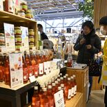 栃木の「ヒット商品」になれるかな　イチゴ飲料や瓶詰め惣菜、東京でテスト…