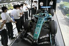 【夕刊】真岡工業高でＦ１マシン展示