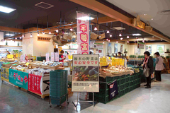 えきの市場農産物直売所　ＪＡうつのみや　立地生かし　ブランド発信