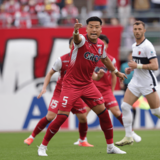 栃木SC、DF柳育崇を完全移籍で獲得　MF佐藤祥、FW中野克哉と契約更新