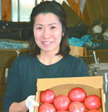 高際 瞳さん 37歳　/　トマト、ナス生産者
