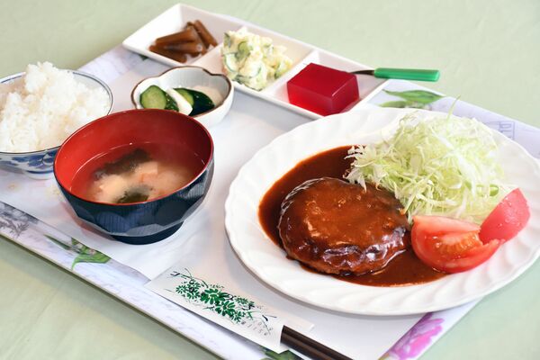 手作りハンバーグセット
