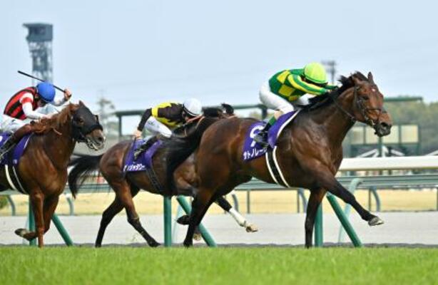 　第５６回高松宮記念を制したサトノレーヴ。２連覇を達成＝中京競馬場