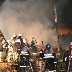 壬生で複数住宅が燃える火災 午後10時40分現在延焼中
